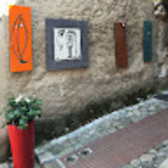 Meet your Posher, Lisbeth - Picture 1 of 1